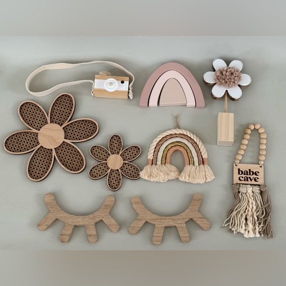 Nursery Decor Bundle - Nuetrals & Pinks - Picture 1 of 8